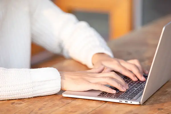 有安静含义的女生